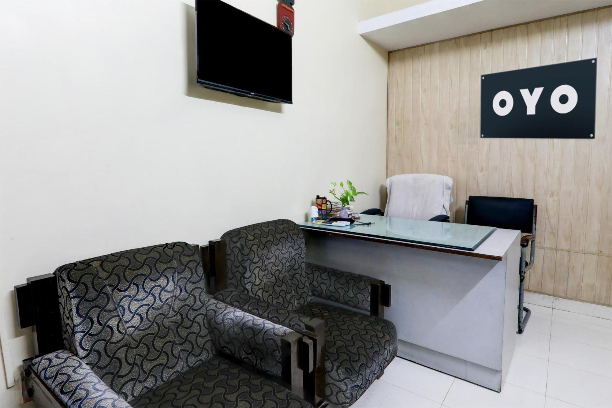Hotel Oyo 82931 Shiv Dham 3*