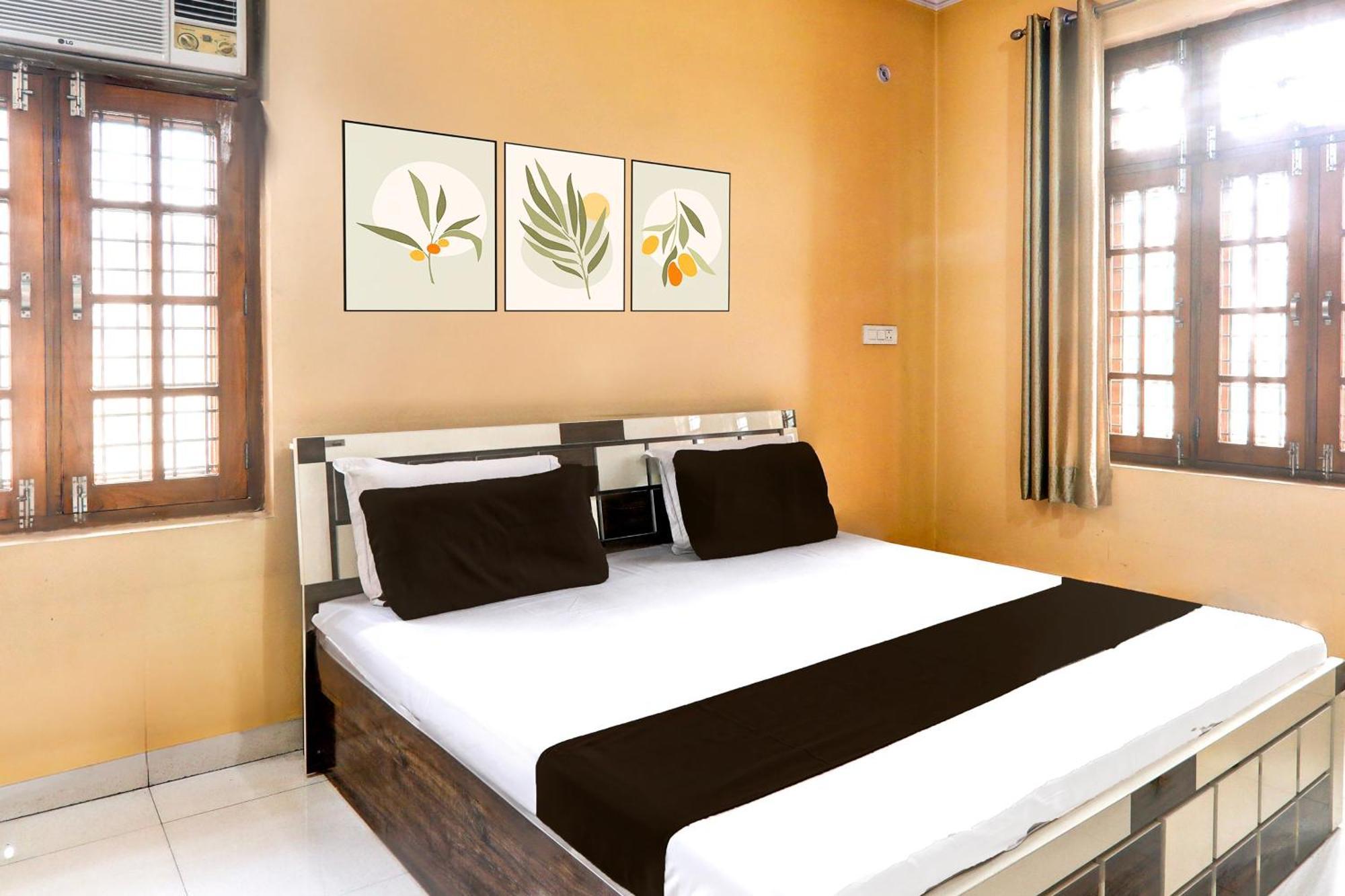 Hotel Oyo 82931 Shiv Dham